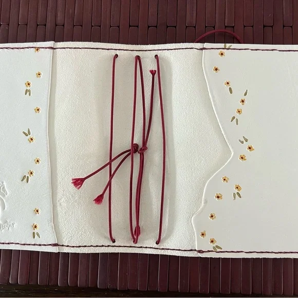 Elrohir B6 White leather Travelers Notebook - Picture 3 of 7